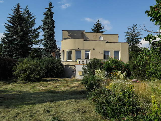 The Krongold Villa
